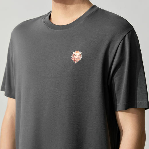 【十二生肖剪纸牛】柒牌短袖T恤男夏季新款剪纸小牛时尚休闲体恤128T72130 商品图3