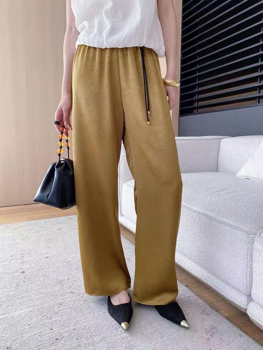 特卖福利~顺滑肌理纹缎面新中式吊坠松紧腰阔腿裤-喜出 商品图0