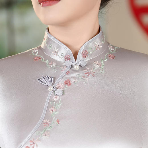 LHS-C162参加婚礼妈妈改良醋酸旗袍裙春秋新款喜婆婆婚宴装丈母娘敬酒服女 商品图2