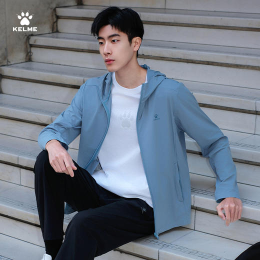 卡尔美新款马德里浪漫之境系列男士圆领短袖T恤 商品图1