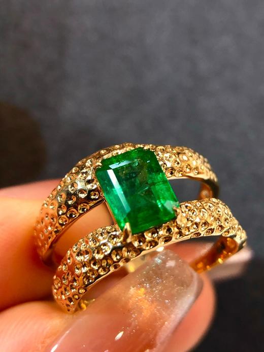 1.7ct刻面祖母绿戒指 商品图1