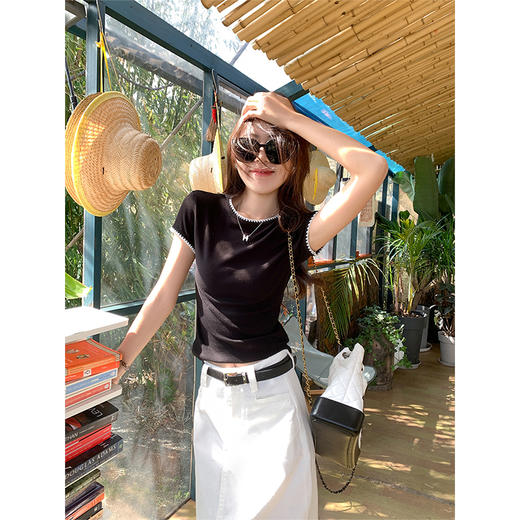 <曾小咸推荐>现货秒杀！微信超特价！2色简约撞色边修身显瘦短袖 日常119.99 立减60 秒杀59.99！ 商品图1