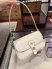 🎁新款上市，1599直邮到手Coach Kailey女士腋下包，简约又实用的一款，荔枝纹牛皮材质，轻便大容量，手提/斜挎都🉑23*14*9cm 商品缩略图4