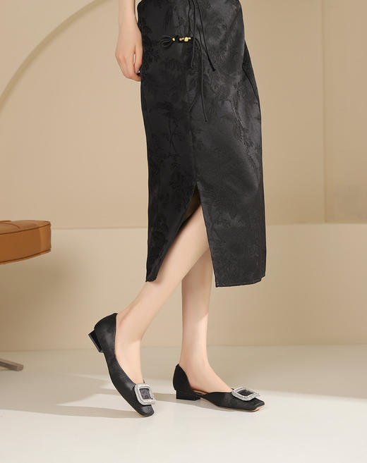 westory春夏新款时尚优雅单鞋方扣水钻气质百搭平底鞋女S24CE74461 商品图4