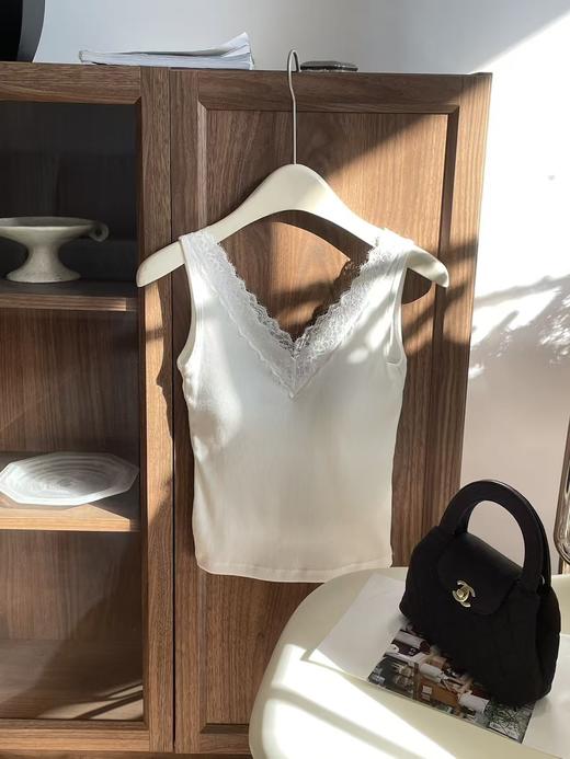 螺纹显瘦蕾丝花边带胸垫背心打底 商品图3