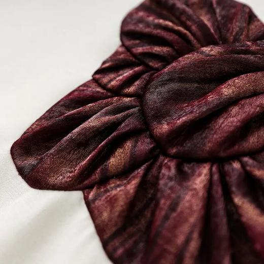 【高货wl】全新升级【铂金会员192/天猫259/差价67】(04449) 洛诗琳重工独特立体金鱼亮片刺绣高弹上衣时尚休闲洋气T恤 商品图3