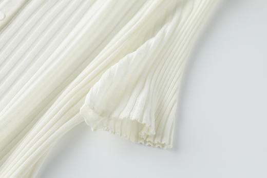 【高品质私服】【天丝亚麻坑条小开衫】手感柔软细腻，色泽柔和，不挑人穿JZ2504-CC 商品图6