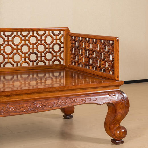 红木攒接十字海棠三围屏罗汉床 商品图3