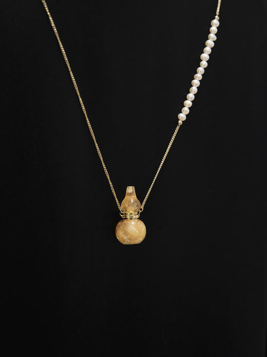 MELI&MOLI |黄水晶葫芦形吊坠半边长珍珠串环扣套链—五行之土 商品图3