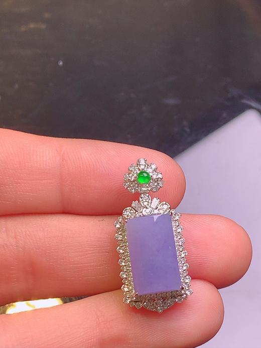 紫罗兰无事牌翡翠吊坠 商品图2