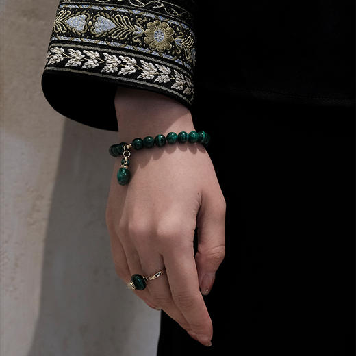 MELI&MOLI【木】孔雀石迷你福袋瓶 925银配件点缀圆珠手链【D类】 商品图1