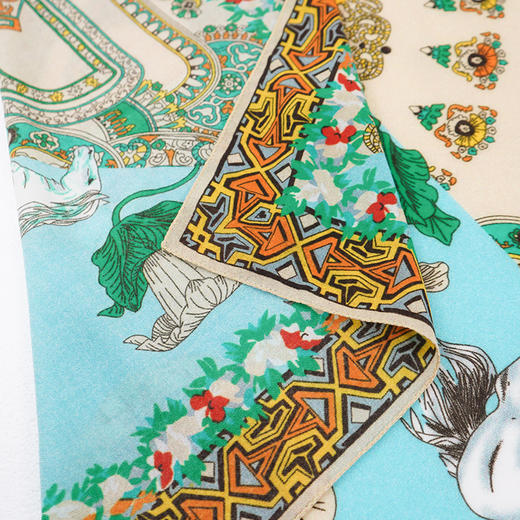 东黎 • 绒韵花色精纺印花方巾 85*85CM  4460 商品图13