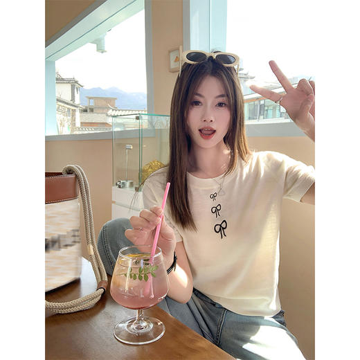 <曾小咸推荐>韩版2色蝴蝶结绣花针织短袖T恤 商品图0