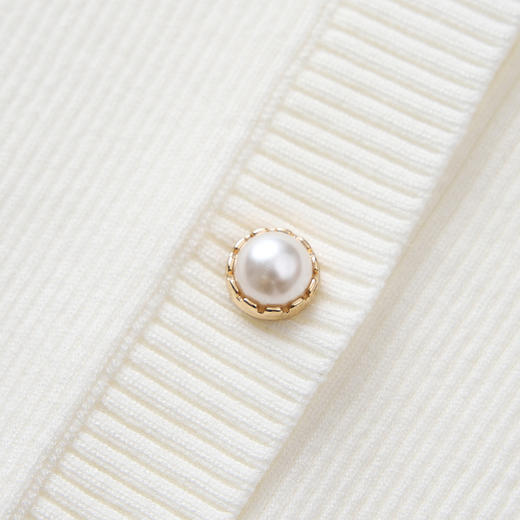 复古少女感珍珠扣喇叭袖针织开衫外套(货号:MF86JA002E0002) 商品图2