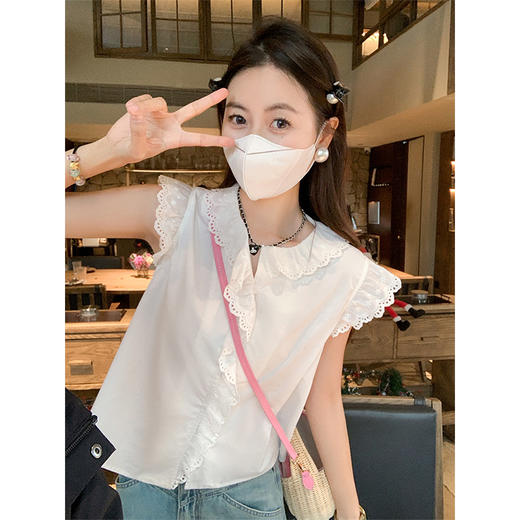 <曾小咸推荐>甜美白色圆领蕾丝边无袖衬衫 商品图0
