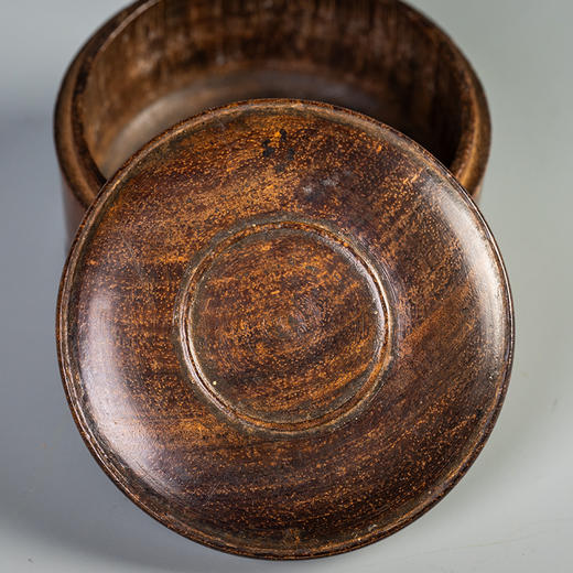 清 黄花梨整挖圆香盒 商品图3