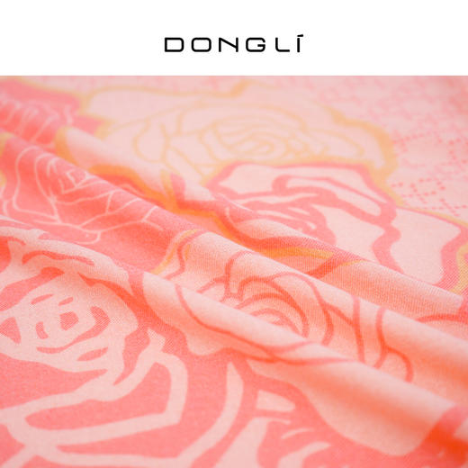 东黎 • 绒间玫瑰印花披肩90CM*90CM 5139 商品图5