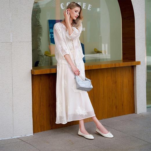 手工女鞋一脚蹬浅口豆豆鞋女2025新款蝴蝶结奶奶鞋软底1.8CM 商品图3