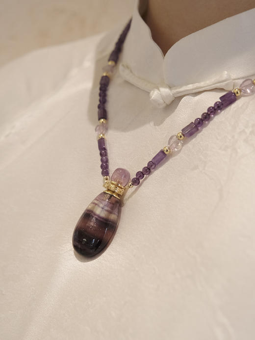 MELI&MOLI |紫莹大号水滴形吊坠心形珠点缀紫水晶珠串项链—五行之火 商品图0