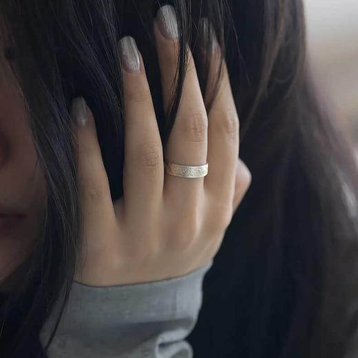 【敦煌卷草纹心经戒指】新款鎏金唐草纹描金 实心开口戒指 环内壁心经 复古中国风首饰 铜戒指 商品图9