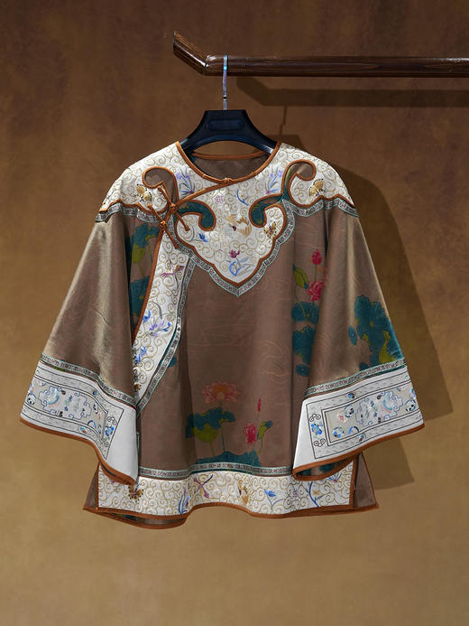 V250165-T上衣 商品图0