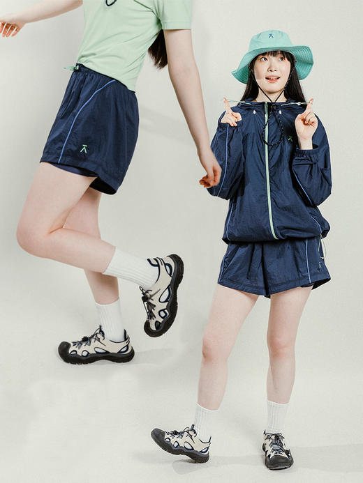 【出游季特惠】ACMEITEM爱棵米 户外女士轻量防泼水运动短裤GAG2220317C 商品图1