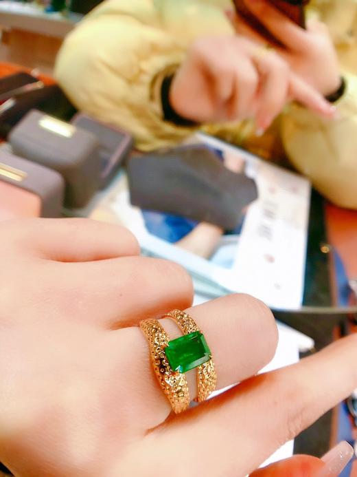 1.7ct刻面祖母绿戒指 商品图3
