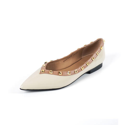 westory新款牛皮铆钉饰扣平底舒适小尖头单鞋S24CE75161（第二批） 商品图3