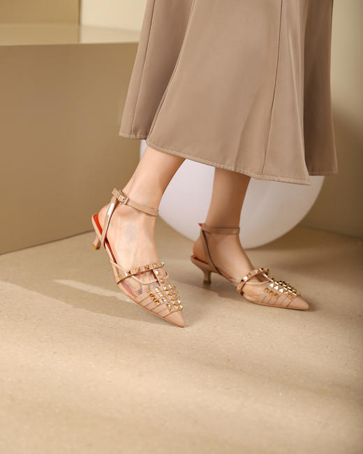 westory凉鞋款铆钉中细跟凉鞋尖头浅口百搭单鞋女W22AH54741 商品图4