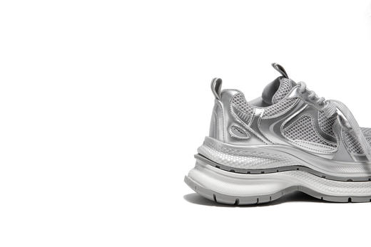 千百度银色厚底老爹鞋女款春季新增高运动网面鞋时尚休闲鞋A25188893 商品图7