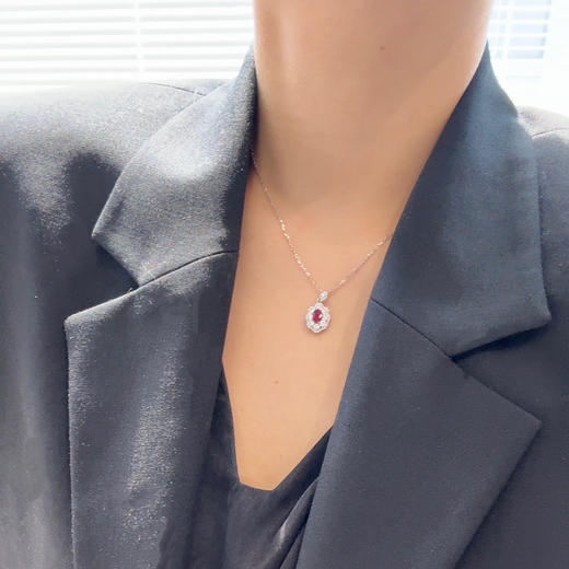 GAONAS 培育红宝石【矿工的眼泪】时尚贵气百搭百花镶红项链11306XR 商品图3