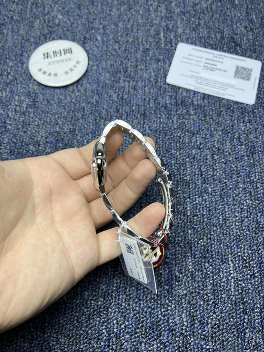 AF卡地亚蓝气球系列 中号33mm 冰蓝面 女士腕表 商品图4