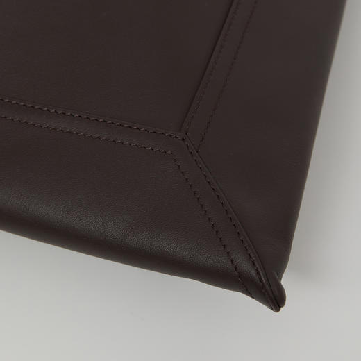 ROMI STUDIO“松弛慵懒”100%牛皮大容量软皮单肩腋下包RW24LP31376 商品图4