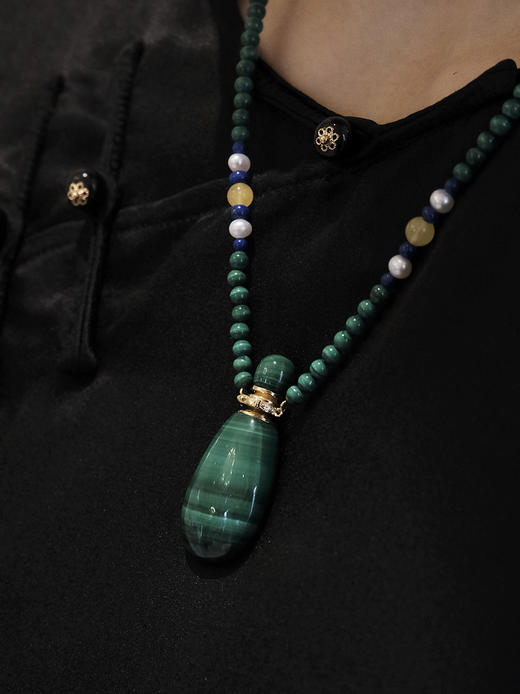 MELI&MOLI |孔雀石大号水滴吊坠孔雀石圆珠蜜蜡珠项链—五行之木 商品图2