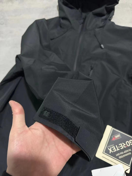 正品KL可隆户外男士春新款Windchaser夹克GTX 2L外套
尺码M-XXL 商品图5