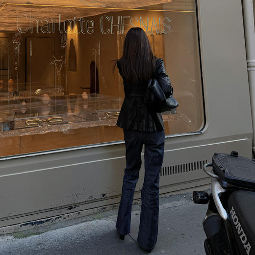 ROMI STUDIO“率性从容”100%牛皮荔枝纹手提保龄球包 RW24LP31448 商品图1