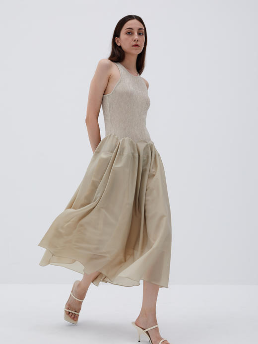 淡米色立体裙摆褶皱背心连衣裙 商品图3