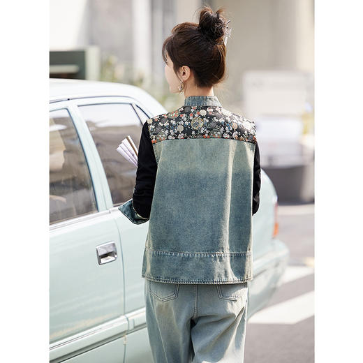气质时尚新中式风，刺绣牛仔马甲搭针织衫两件套HR-MDN8802 商品图3
