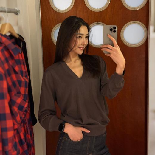 ROMI STUDIO“惬意自然”100%美丽诺绵羊毛V领套头毛衫 RW25SSG0144 商品图0