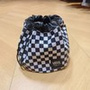 Vans范斯四季通用黑白棋盘格百搭男女同款休闲水桶包 样包VN0A7YTD56M 商品缩略图1