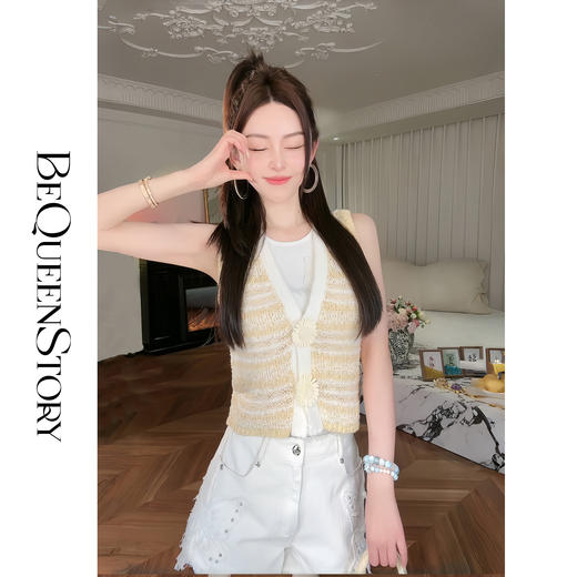 余潇潇【海岸雏菊】度假风短款V领背心女时尚百搭2025春季新款 商品图3