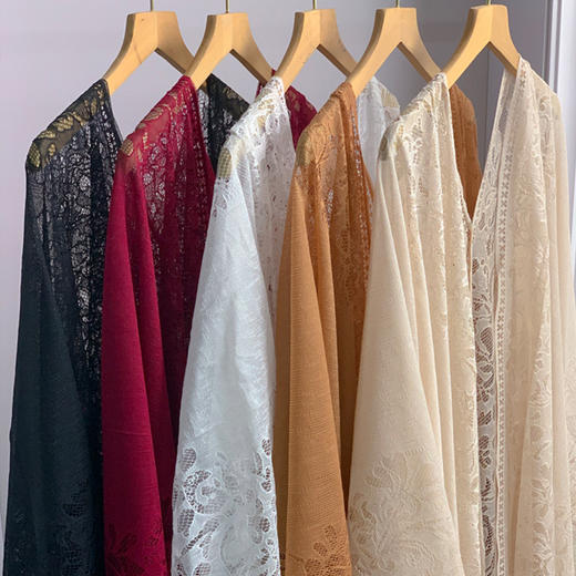 【搭配利器】超轻蕾丝披肩围巾 商品图2