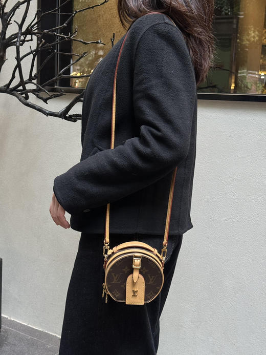 Lv 老花 mini chapeau 圆饼包 商品图0