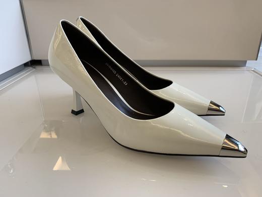 “ 巴洛克 ” 珍珠白 小邹胎牛漆皮 内里羊皮 跟高6cm左右，不退不换 商品图2