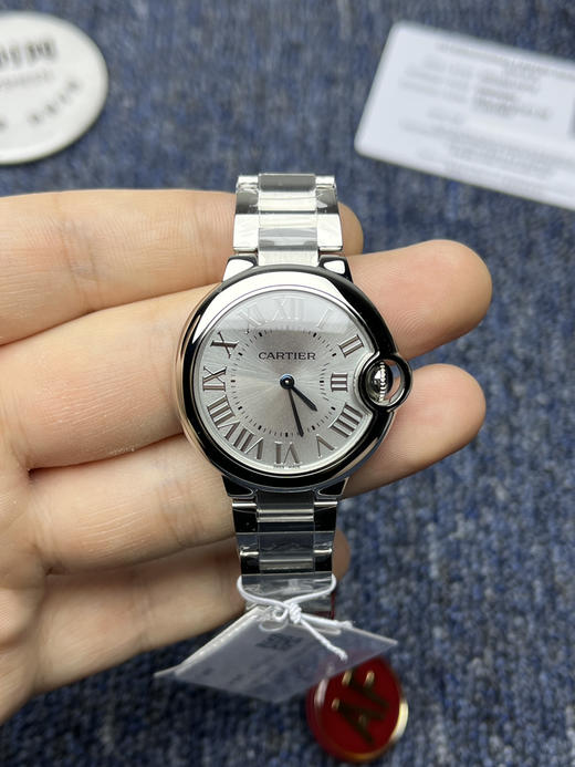 AF卡地亚蓝气球系列 中号33mm 冰蓝面 女士腕表 商品图1