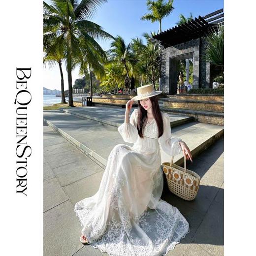 余潇潇【诗意绽放】2025春装新款重工精致钉珠花边V领绣花连衣裙 商品图0