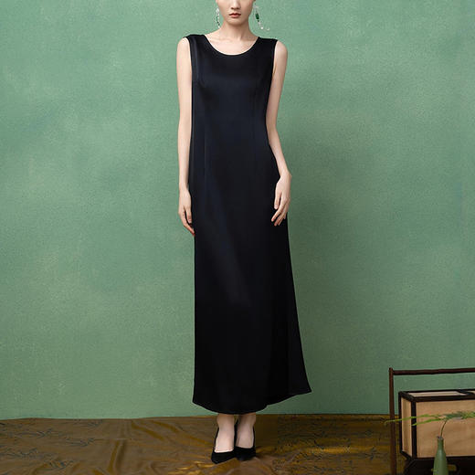 【林栖设计小店】优雅连衣裙复古法式气质修身显瘦2025春夏新品无袖长裙女1952116 商品图0