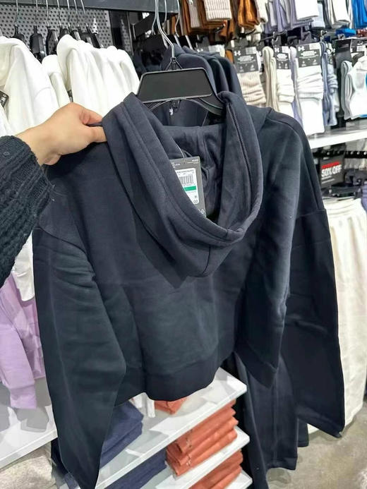 安德玛女士连帽卫衣拉链外套‼️💰458✈️三个颜色可选✔️白色试穿M～香芋色/白色/藏蓝色 商品图8