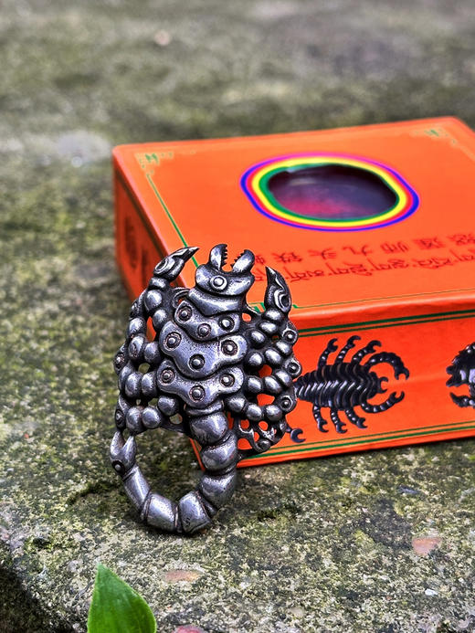 多种圣物融合的忿怒莲师九头铁蝎挂件随赠挂绳 商品图7