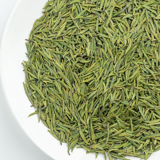 醒世茶业丨小龙芽2号  绿茶 
 四川宜宾早茶 特级 50g 罐装 商品图3